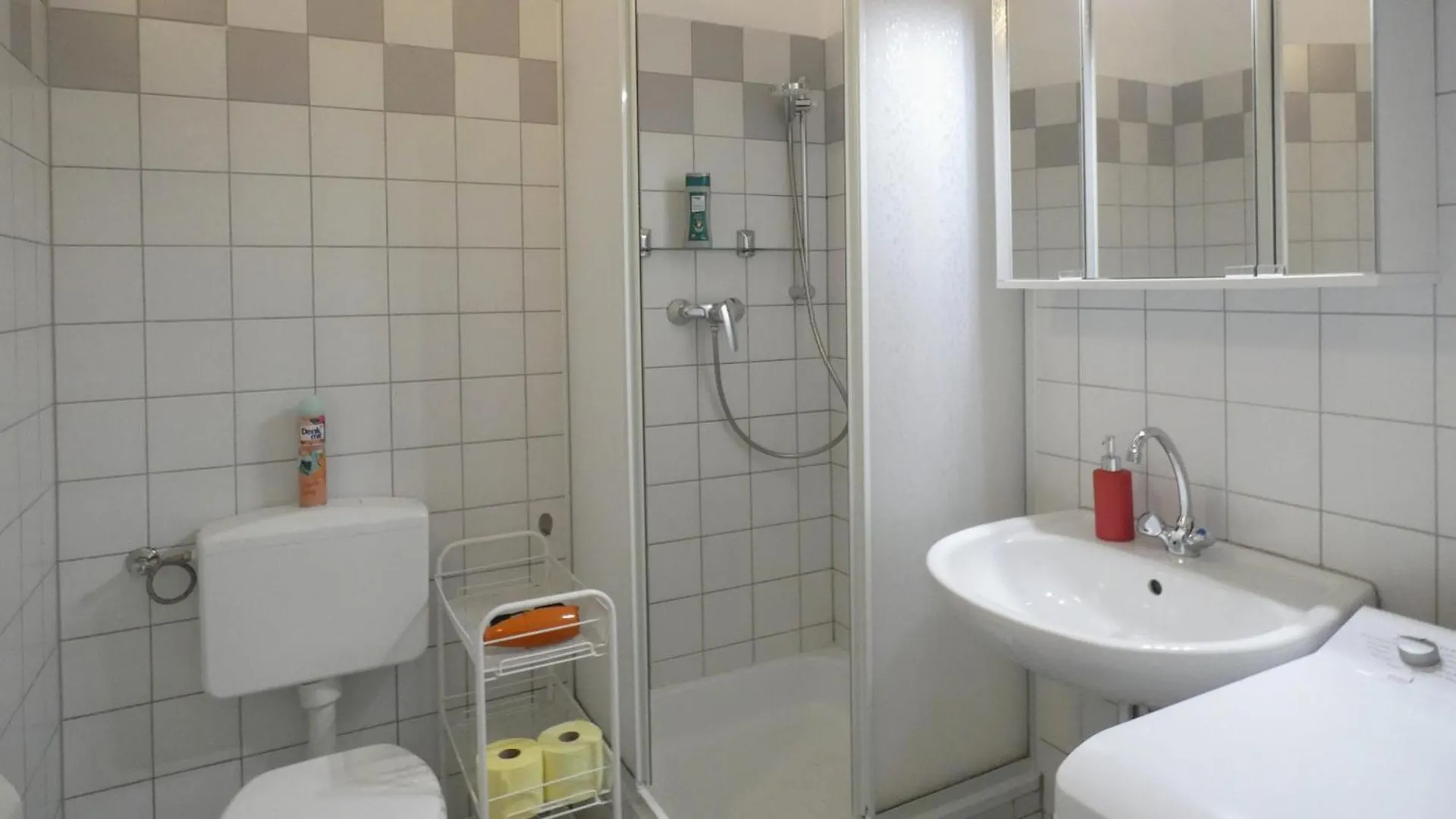 Stylish, Central 2-Room Flat Near Augarten Vienna Appartamento
