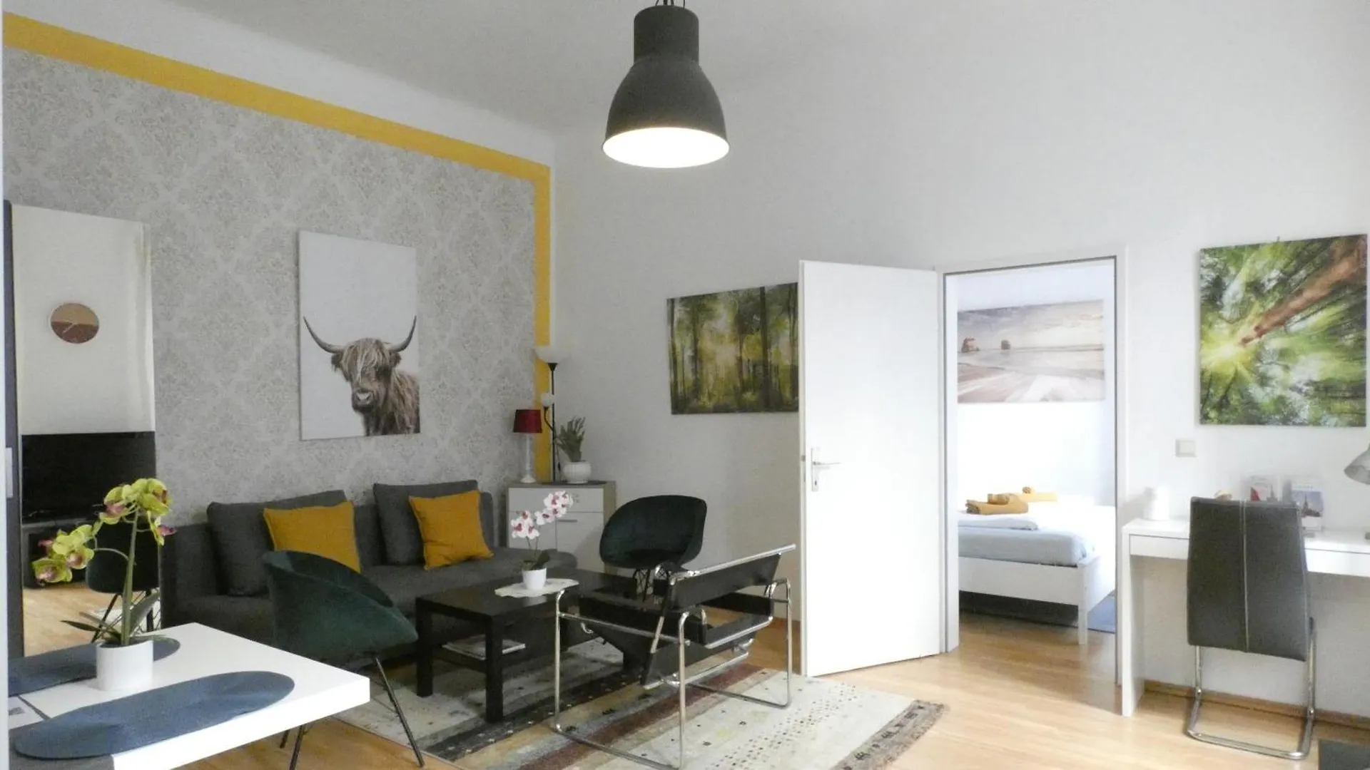Stylish, Central 2-Room Flat Near Augarten Vienna Appartamento
